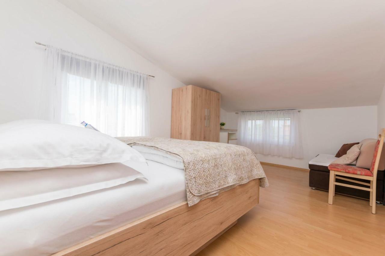 Apartments Blazica Vodice Esterno foto
